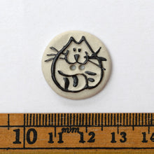 Load image into Gallery viewer, x50 Round B&W Cat Buttons