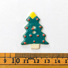 Load image into Gallery viewer, x50 Christmas Tree Buttons