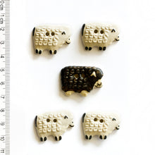 Load image into Gallery viewer, L139 Sheep Buttons