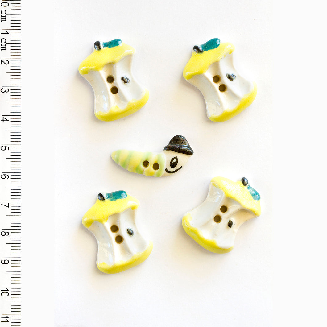 L001 Worm & Apple Cores