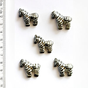 L254 Zebras