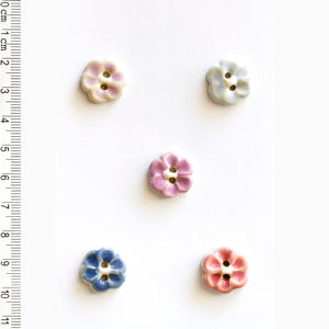 L572 Pastel Flower Buttons