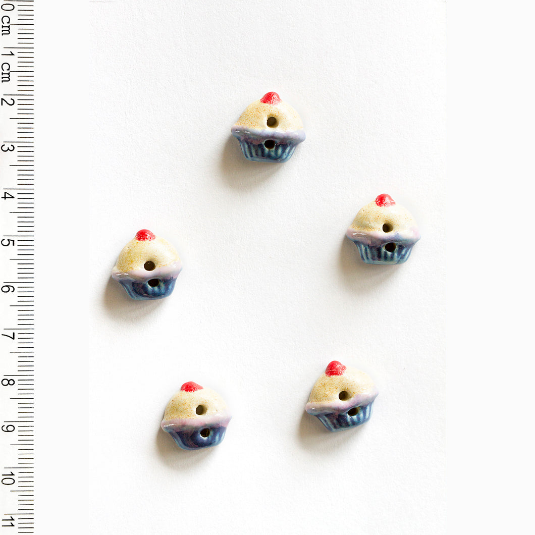 L526 Teeny Cupcakes