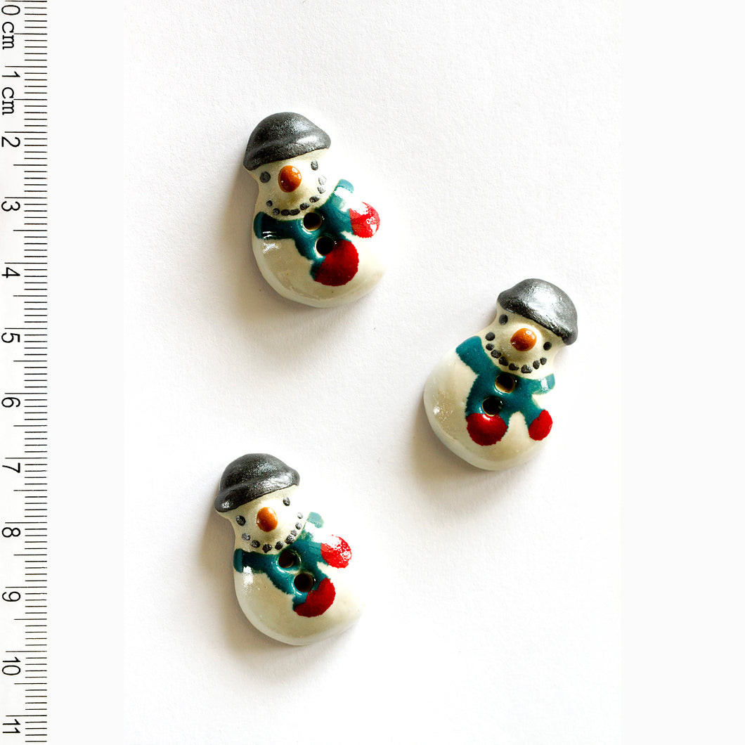 L176 Snowmen Buttons