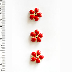 L593 Red Flower Buttons