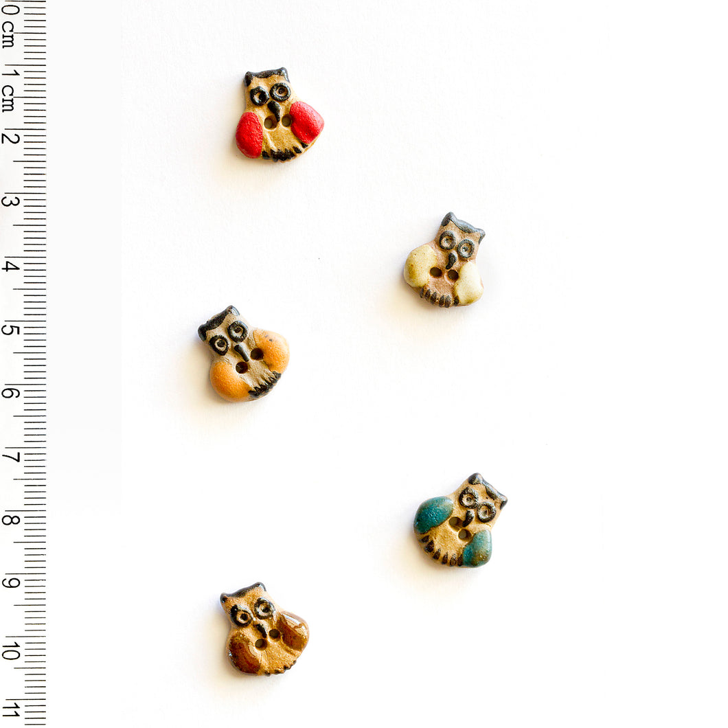 L567 Owl Buttons