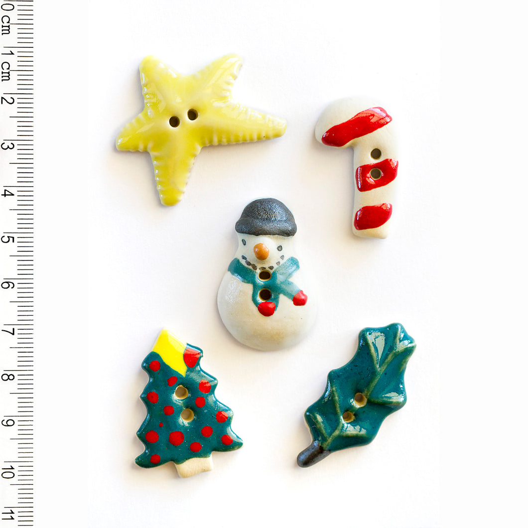 L180 Christmas Buttons