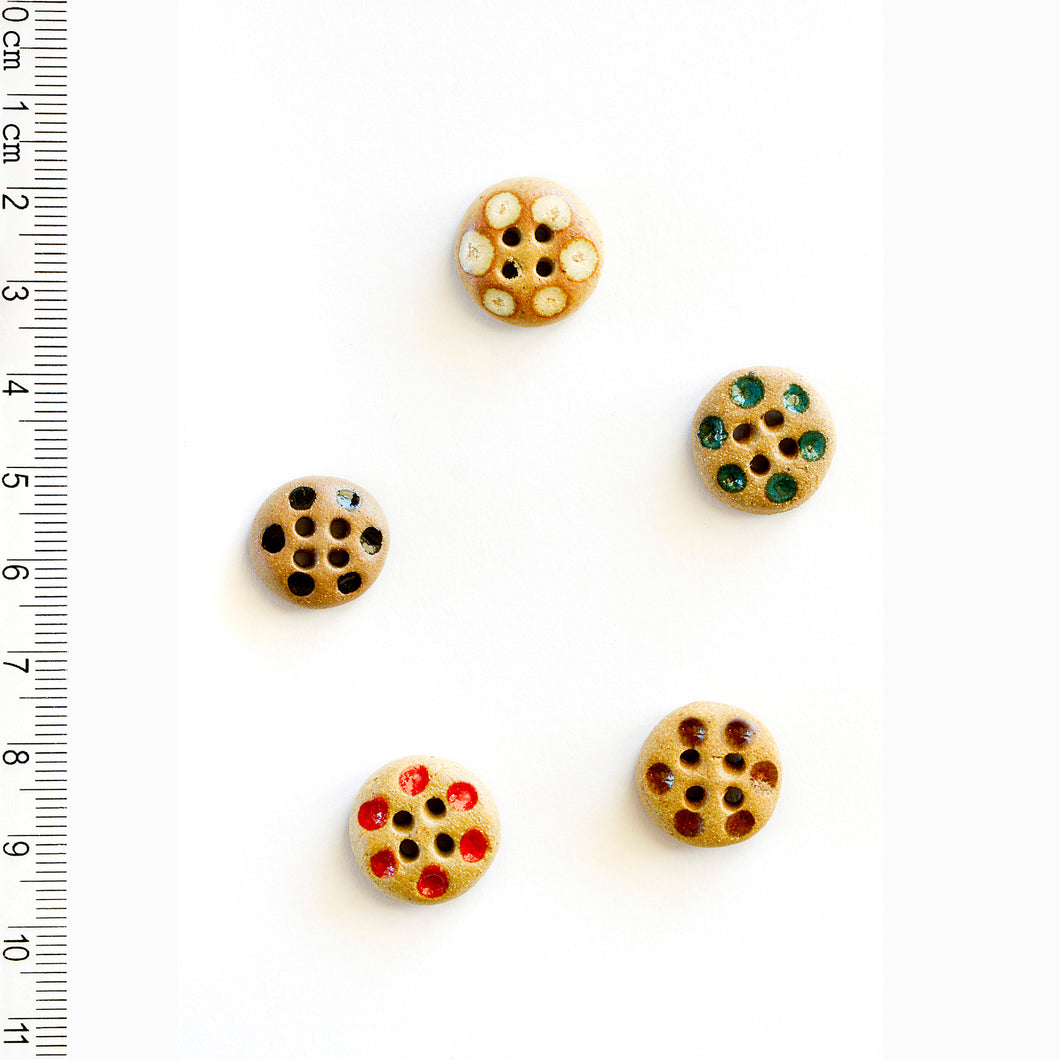 L571 Colourful Dot Buttons